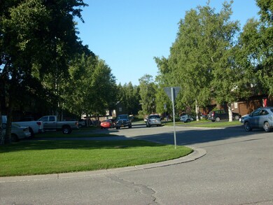 Street Scene Canton Lp
