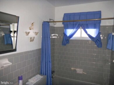 3106 Thornfield Rd, Gwynn Oak, MD 21207 - photo 3