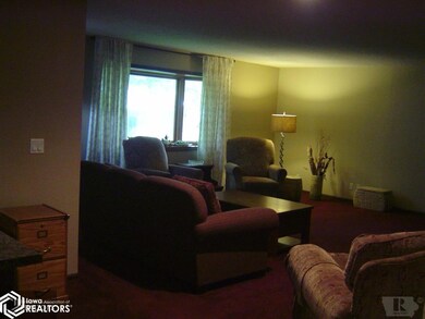 303 Skyline Dr, Coon Rapids, IA 50058 - photo 7