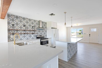 2307 E Butler St, Chandler, AZ 85225 - photo 6