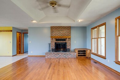 1404 Powell Ln, Lewisburg, TN 37091 - photo 7