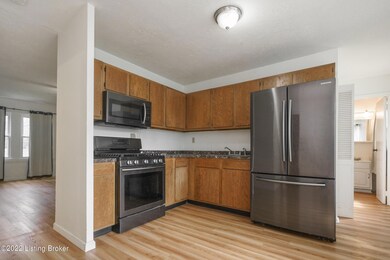 2603 Harlech Court-13