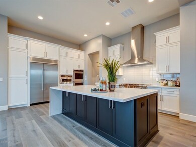 006_Gorgeous Kitchen