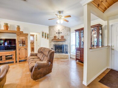 2130 Bill b Rd, Azle, TX 76020 - photo 7