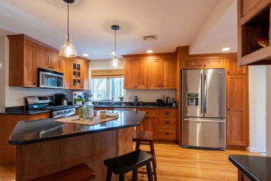 6 Shadwell Rd, Nashua, NH 03062 - photo 5