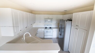 5060 NW 116th Ct, Doral, FL 33178 - photo 3