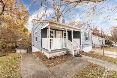 1027 Holland Ave, Gastonia, NC 28052 - photo 3