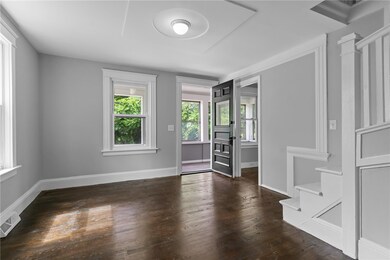 22 Powhatan St, Warwick, RI 02889 - photo 5