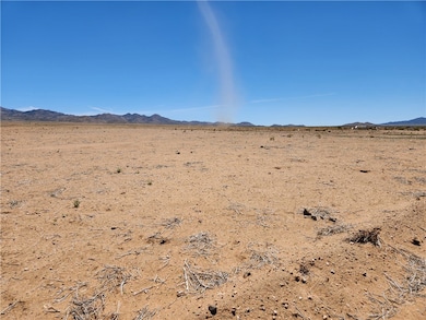 5966 Patrick Dr unit 2/28, Kingman, AZ 86401 - photo 3