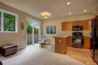 8822 SE 39th St, Mercer Island, WA 98040 - photo 3