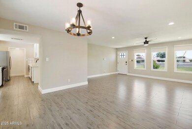 2702 N 60th St, Scottsdale, AZ 85257 - photo 6