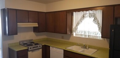 6027 E Covina Rd unit B, Mesa, AZ 85205 - photo 2