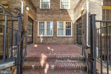 2511 Eutaw Place unit 407, Baltimore, MD 21217 - photo 2