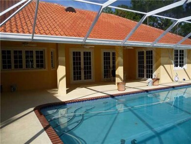 Screened patio, exterior