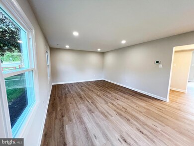 6906 Race Track Rd, Bowie, MD 20715 - photo 3