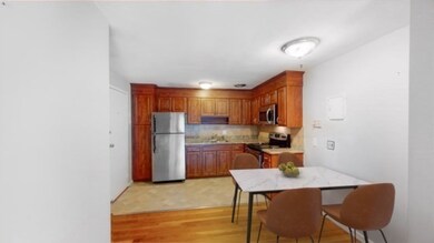 205 Kent St unit 38, Brookline, MA 02446 - photo 2