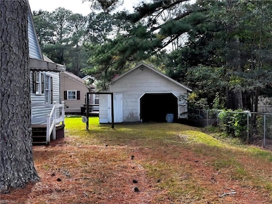 32238 East St, Boykins, VA 23827 - photo 3