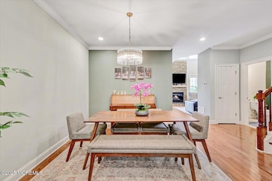 05-Dining Room