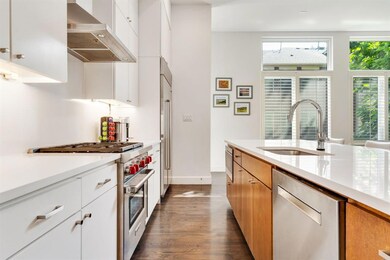 Luxury kitchen with Wolf and Subzero appliances