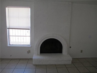 10532 Shannon Place unit C, El Paso, TX 79925 - photo 4