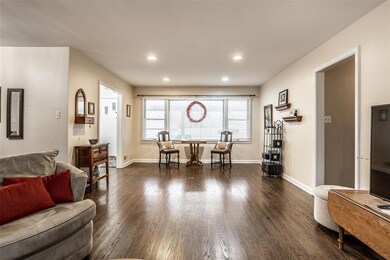 Look at those gorgeous original hardwood floors!