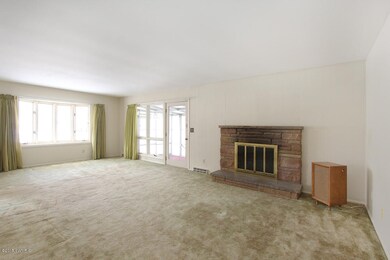 1745 Ball Ave NE, Grand Rapids, MI 49505 - photo 4