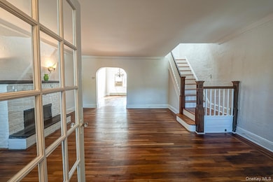 2931 167th St, Flushing, NY 11358 - photo 5