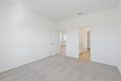 108 Paria Ct, Jarrell, TX 76537 - photo 3