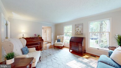 12028 Lake Newport Rd, Reston, VA 20194 - photo 6