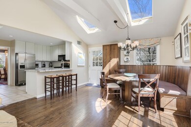 13 Dialstone Ln Riverside CT-large-013-3