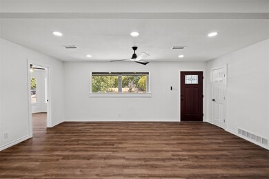 877 Patti Dr, Bedford, TX 76022 - photo 3