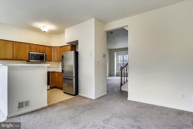 4150 Ashmere Cir, Dumfries, VA 22025 - photo 6