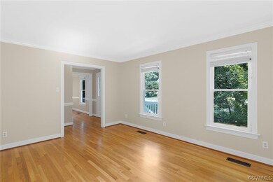 This could also make a great home office!