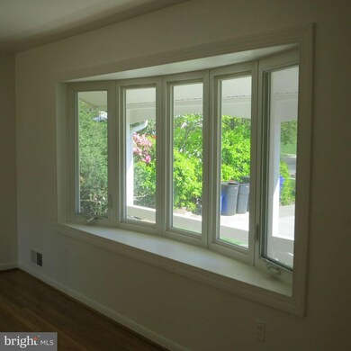 4219 Landgreen St, Rockville, MD 20853 - photo 4