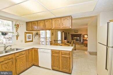 7228 Cadence Ct, Columbia, MD 21046 - photo 7