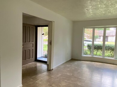 10126 Trade Winds Dr, Houston, TX 77086 - photo 3