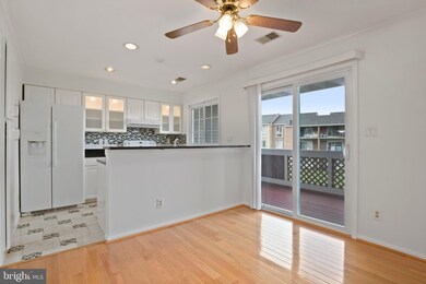 12943B Grays Pointe Rd, Fairfax, VA 22033 - photo 7