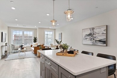 365 Newport Ave unit 202, Quincy, MA 02170 - photo 2