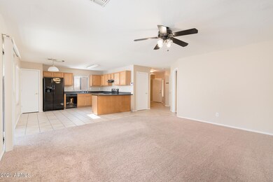 05_Living-Room_02