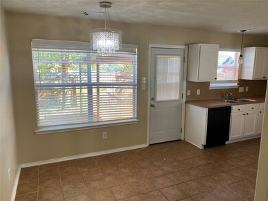 33218 Cottonwood Bend, Magnolia, TX 77354 - photo 6