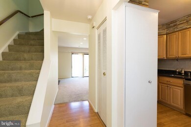 10536 Jason Ln, Columbia, MD 21044 - photo 2