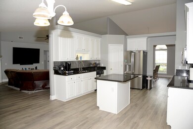 Kitchen & Liv Rm fm Nook