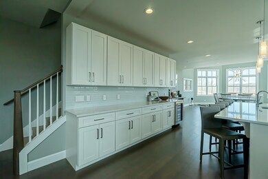 19 Powderhorn Ln unit 8B, Wilmington, VT 05363 - photo 7