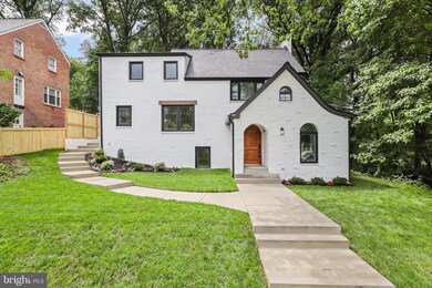 2520 N Vernon St, Arlington, VA 22207 - photo 2