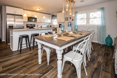 318 Bayview Ave, Union Beach, NJ 07735 - photo 4