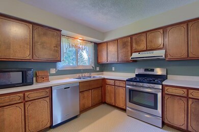 Kitchen 3