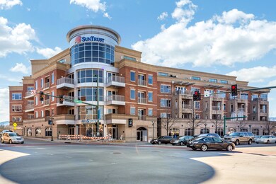 4_Cherokee_Blvd_11