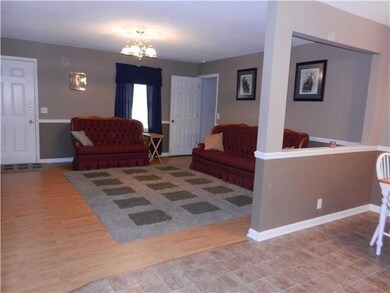 102 Ligon Dr, Shelbyville, TN 37160 - photo 2