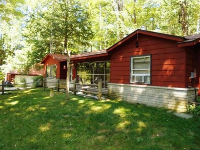 1604 N Abbe