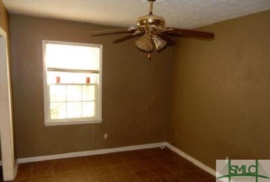 143 Mcdowell Ave, Brunswick, GA 31525 - photo 7